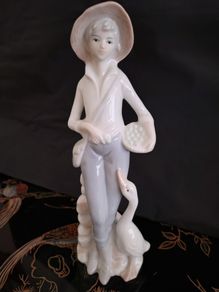 Small Vintage Goose Girl Figurine
