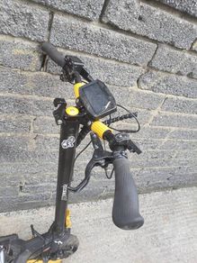 Electric scooter