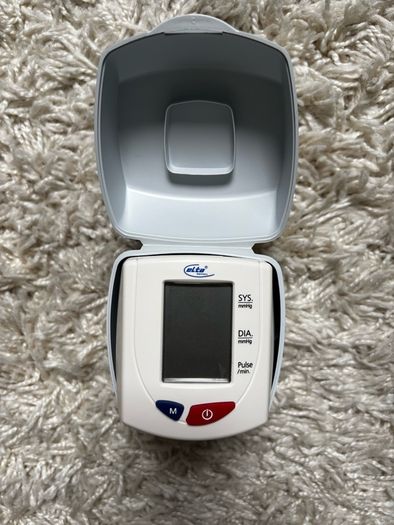 Blood Presure monitor elta