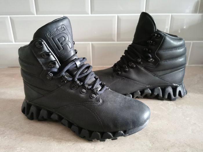 Men's Reebok boots Genuine leather Black Winter Sneakers EUR40 US7.5 UK6.5