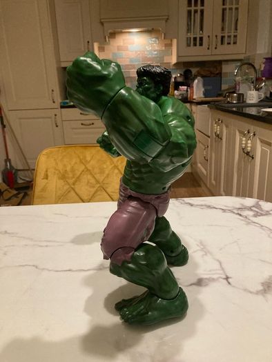 Marvel Disney The Incredible Hulk Large Action Figure 37cm