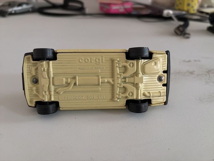 Corgi Peugeot 505 Taxi