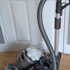 Dyson DC19 vacuum hoover (hose damaged) - repair/parts - PLEASE READ FULL AD