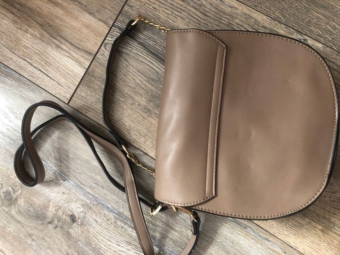 Gallery crossbody bag
