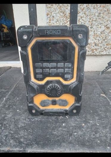 Reka Rugged DAB Radio
