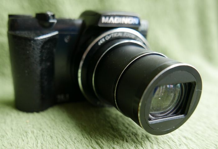 Maginon SZ-24 Digital Compact Camera 16,1MP - 24 x Optical Zoom Tested (battery cover is missing)