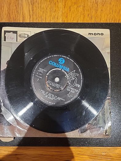 The Seekers A World Of Our Own 1965 Mono EP