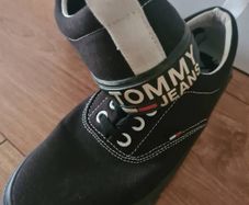 tommy hilfiger trainers