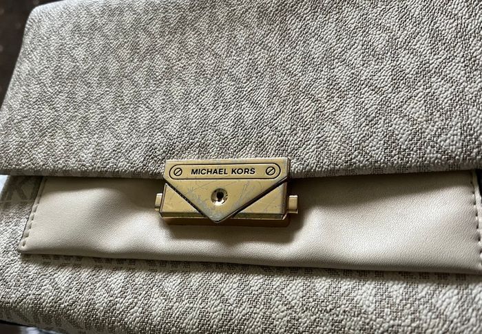 Micheal kors  Cece Medium logo shoulder bag