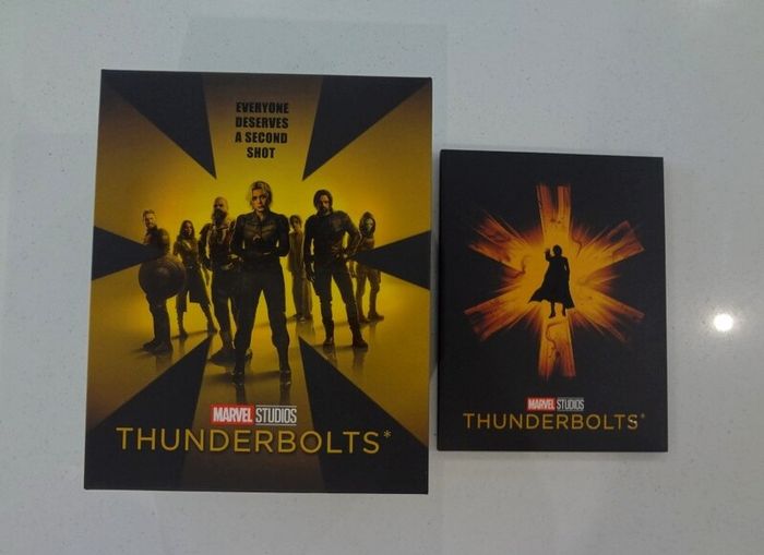 MARVEL Thunderbolts Blufans Exclusive EMPTY One Click Box + EXTRAS