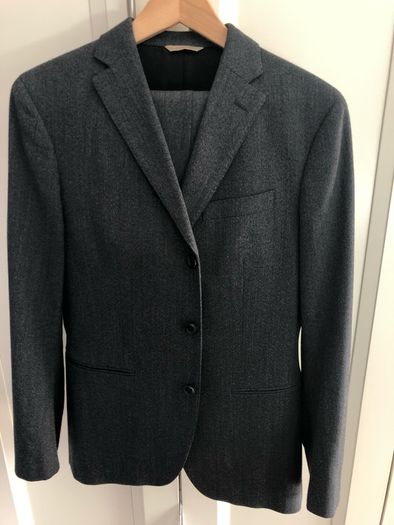 Banana Republic Wool Suit (like new)