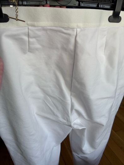 M&S white 3/4 trousers