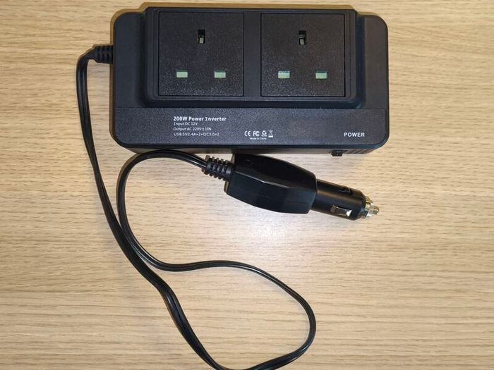 200W Car Voltage Converter Inverter