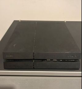 playstation 4 with cables