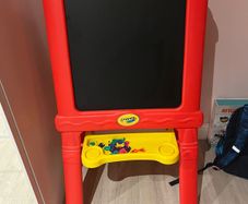 crayola easel