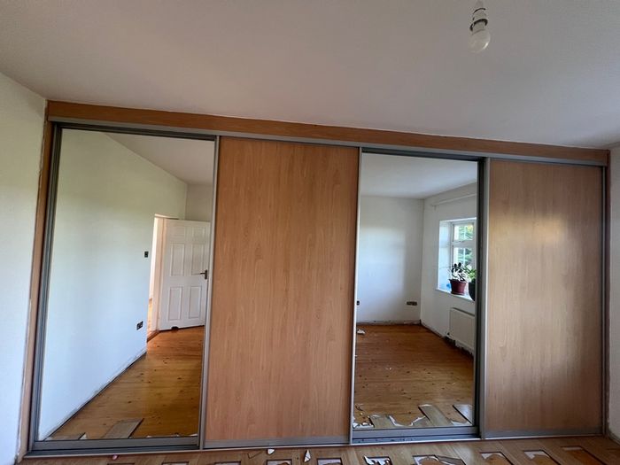 Large Fitted Wardrobe with Sliding & Mirrored Doors