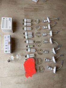 New and used lights and bulbs - Good collection