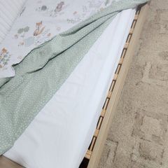 Toddlers bed