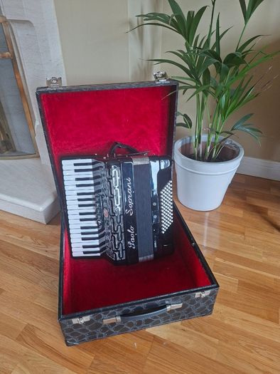 Paolo Soprania accordian