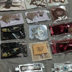 Florasis and flower knows clips and keyrings