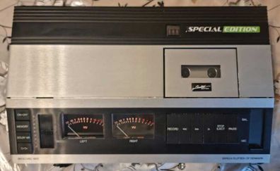 From 1978 Bang & Olufsen - Beocord 1900 Audio-cassette deck, working perfect.