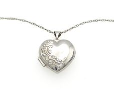 Vintage 925 Sterling Silver Engraved Heart Locket Necklace