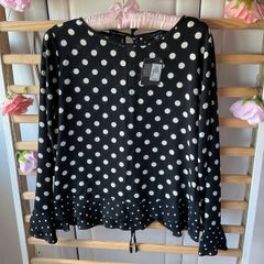 blouse Bnwt size 10 black & white polka dot top tie back detail
