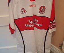 Vintage Derry Gaa Jersey 2000's