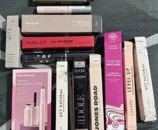 Brand new full size luxury mascara