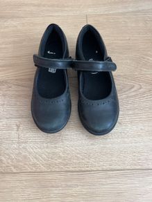 shoes school
