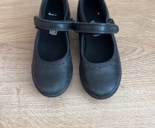 shoes school