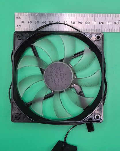 Sharkoon 120mm Light Up Fan Bundle