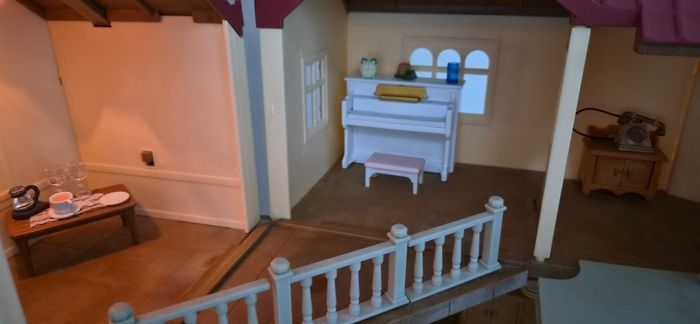 Sylvanian Bundle with Light Up House