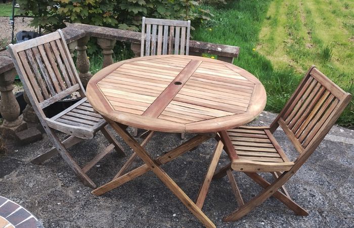 Folding Wooden Garden Table & 3 Chairs (26146)
