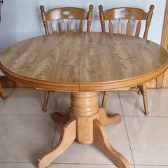 Round Wooden Extendable Table and chairs