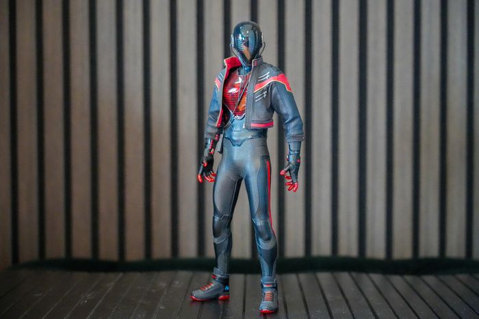 Hot Toys Miles Morales - 2020 Suit - VGM49 - 1/6 Scale