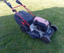 Lawnmower