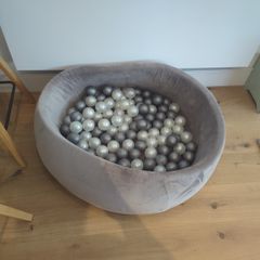 MISIOO ball pit