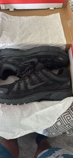 P6000 brand new size 10uk