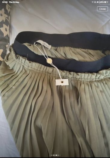skirt Bnwt relish khaki fine pleat elastic waistband skirt size small