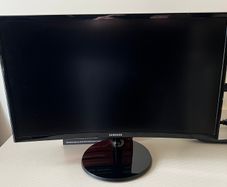 Samsung Curved Monitor 24"