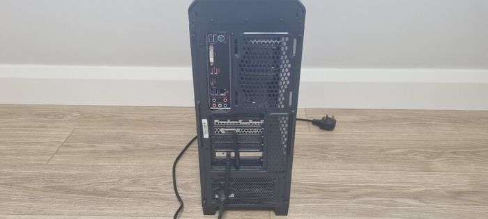 Gaming Pc Intel I5-7600k / Gtx 1060 6gb / 16gb Ram / 1tb Ssd