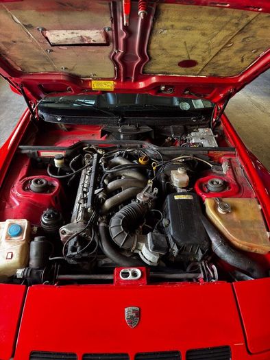 Porsche 924 Carrera GT Replica