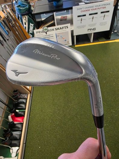 New Mizuno Pro Forged