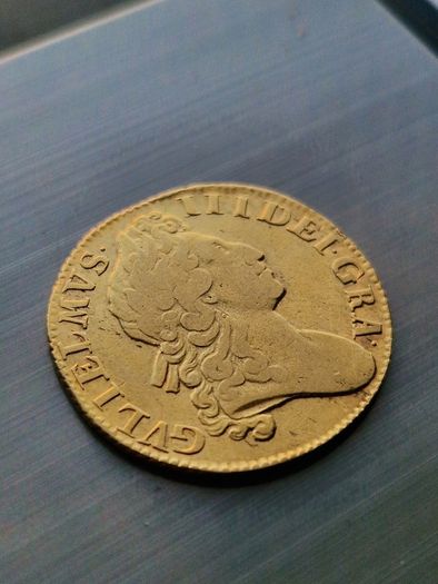 1701 William 3rd Full Gold Guinea. Beautiful and Scarce.