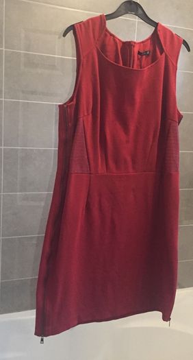 Woman's dresses