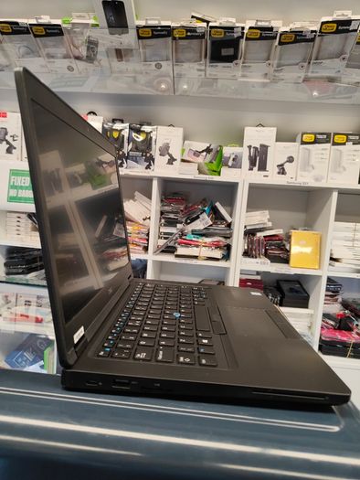 Dell Latitude 5490 14" Laptop Core i5-8350U 8GB RAM 256GB SSD Windows 11 Pro.