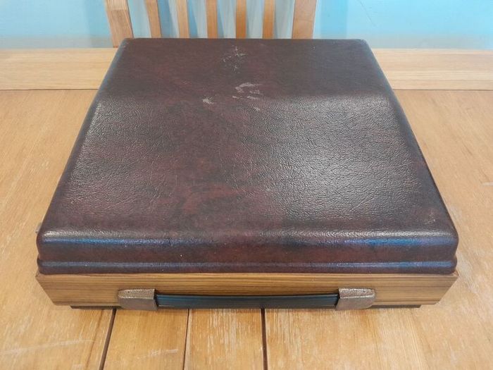 TELLUX TLP4/BSR portable record player. 3 Speed Turntable, 33, 45, 78 RPM. Vintage 1970's. Antique. Vinyl. 70's. Turntable.