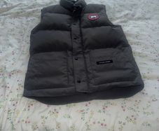 canada goose gilet