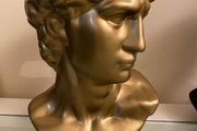Bust